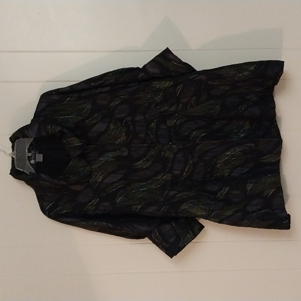 Damee, Inc Coat Jacket with three button close Large Black Green